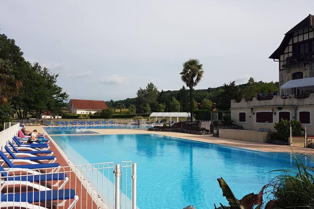 Mon Chalet En Ariege Avec Piscine Daumazan-sur-Arize Exteriör bild