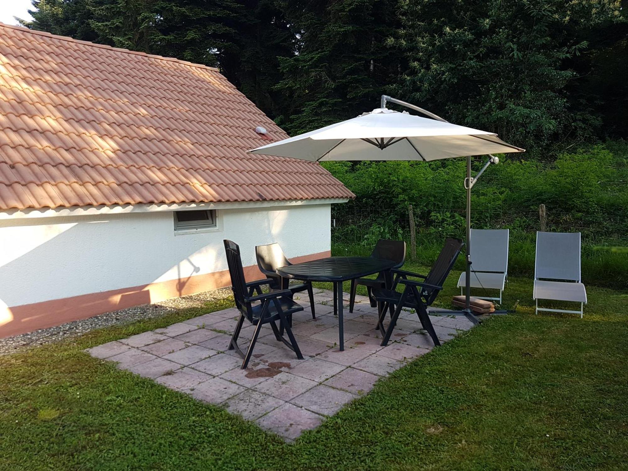 Mon Chalet En Ariege Avec Piscine Daumazan-sur-Arize Exteriör bild